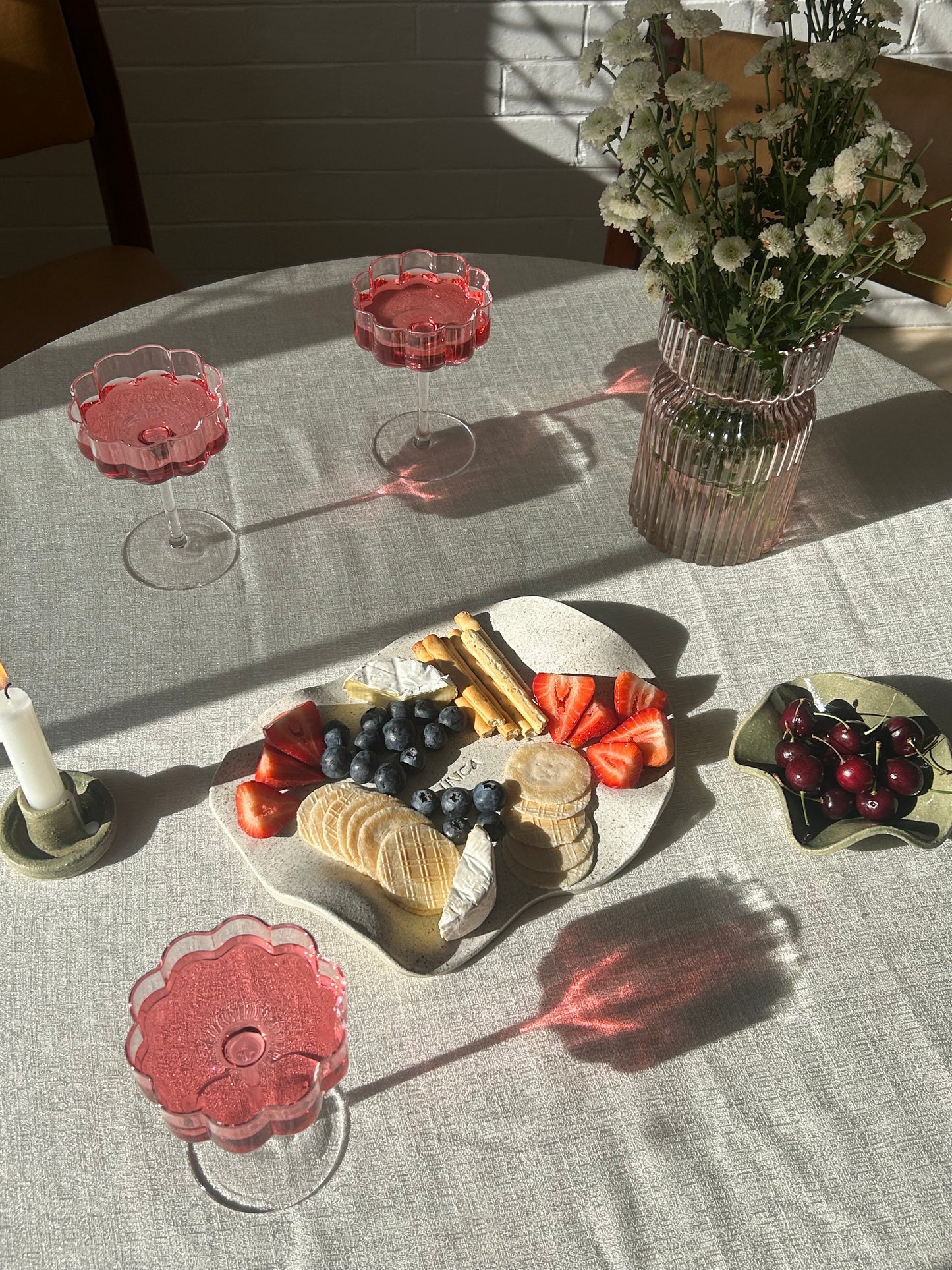 Curved Platter Plate’ in Speckled Glaze