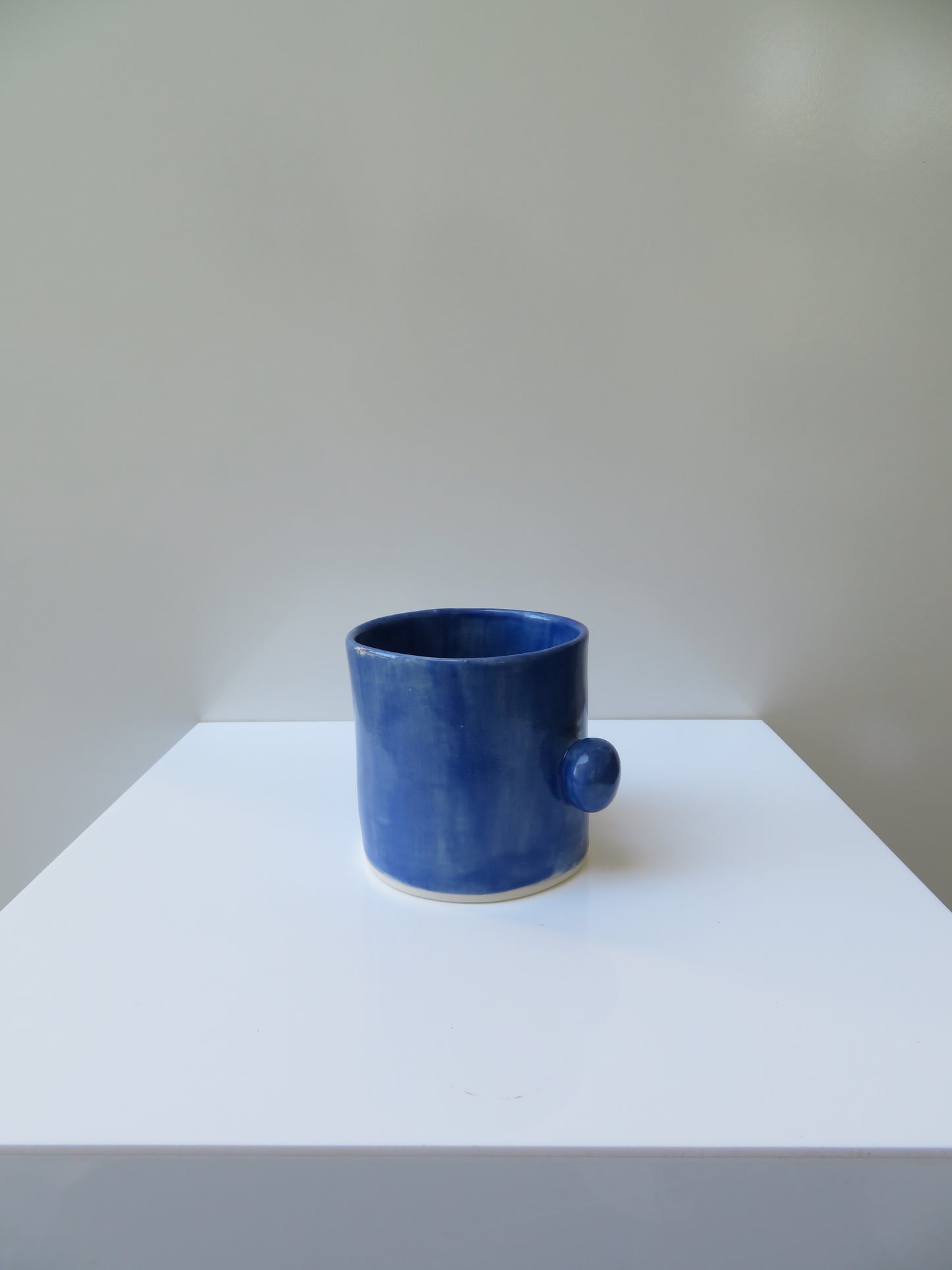 ‘Button Mug’ in Deep Blue
