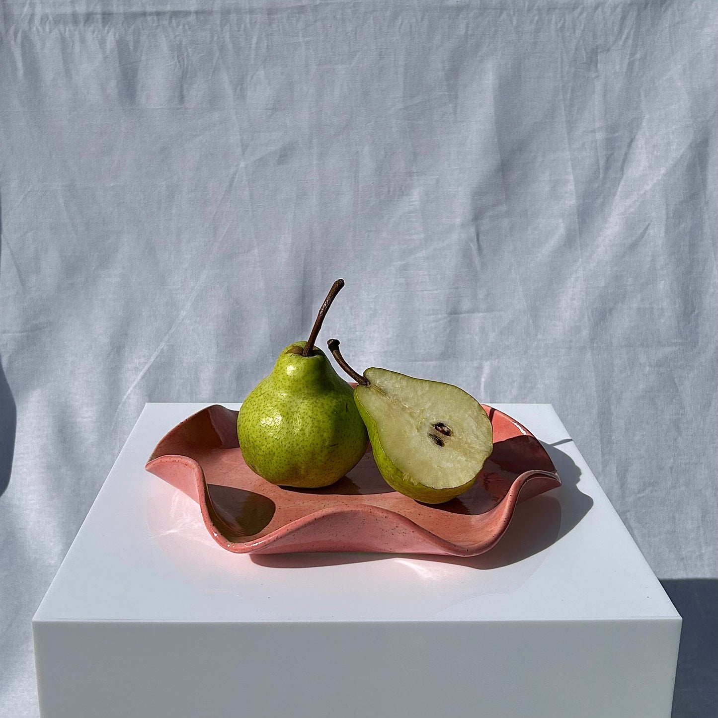 'Wavy Bowl' in Pink Clay